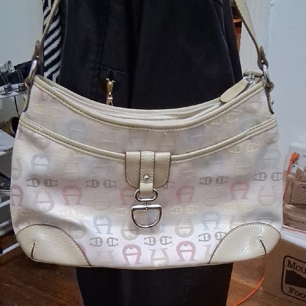 Etienne Aigner Cream Shoulder Bag